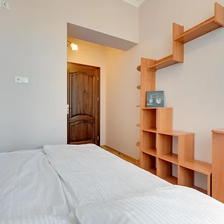 Topos Apartament *